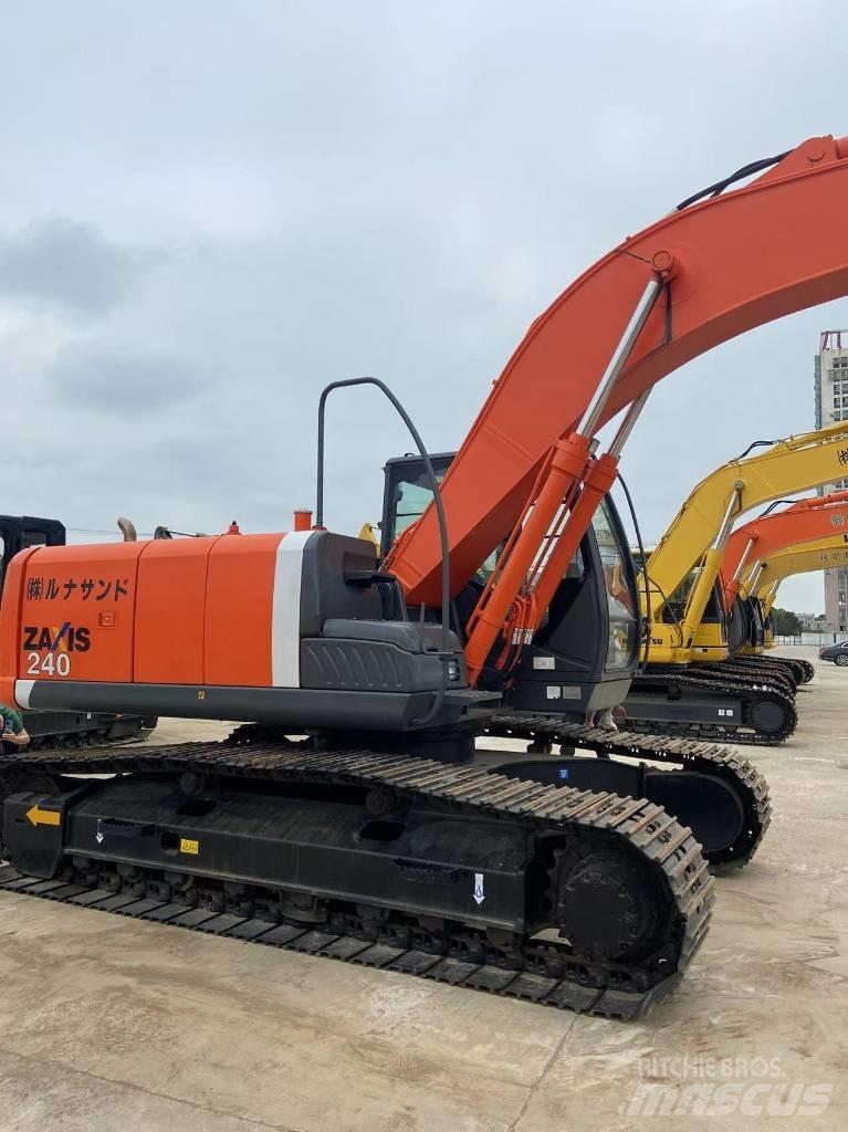 Hitachi ZX 240 Koparki gąsienicowe