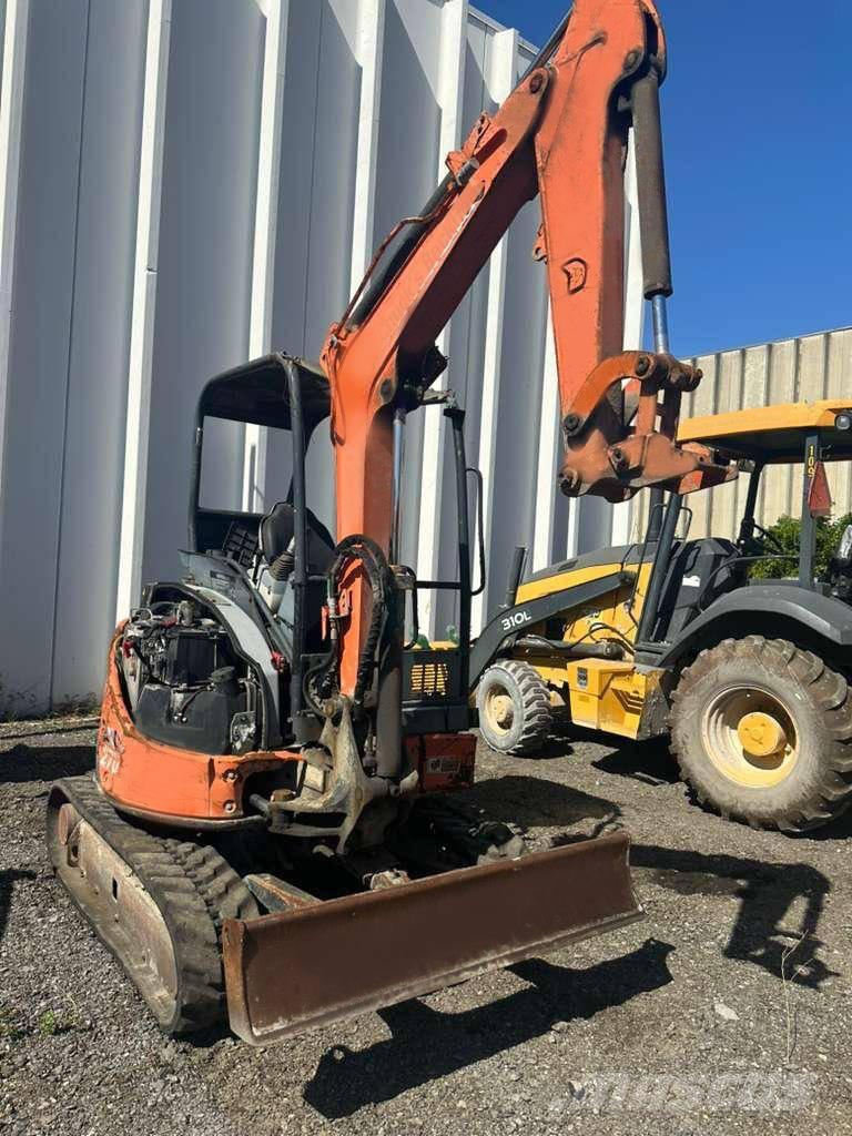 Hitachi ZX 27 U Minikoparki