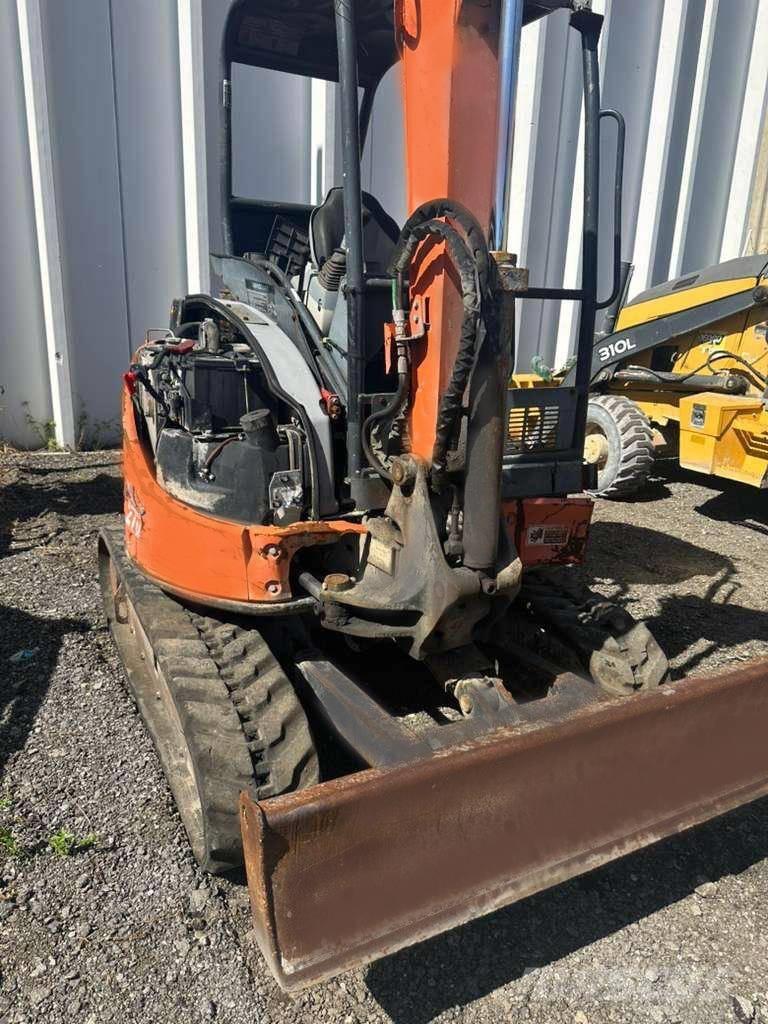 Hitachi ZX 27 U Minikoparki