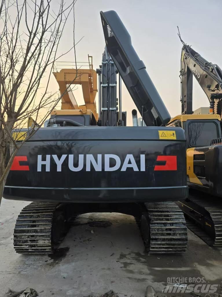 Hyundai 220—9S Koparki gąsienicowe