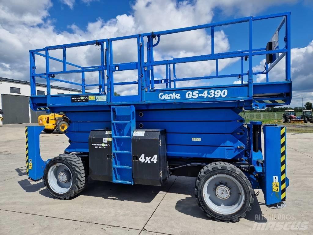 Genie GS 4390  RZ111 Podnośniki nożycowe