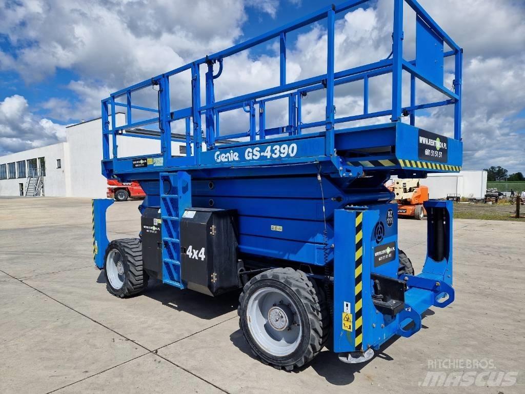 Genie GS 4390  RZ111 Podnośniki nożycowe