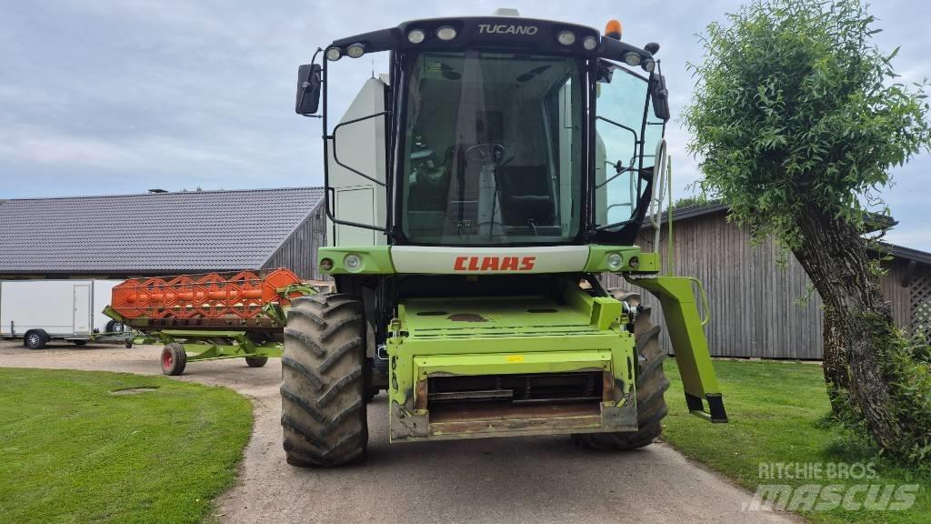 CLAAS Tucano 440 Kombajny zbożowe