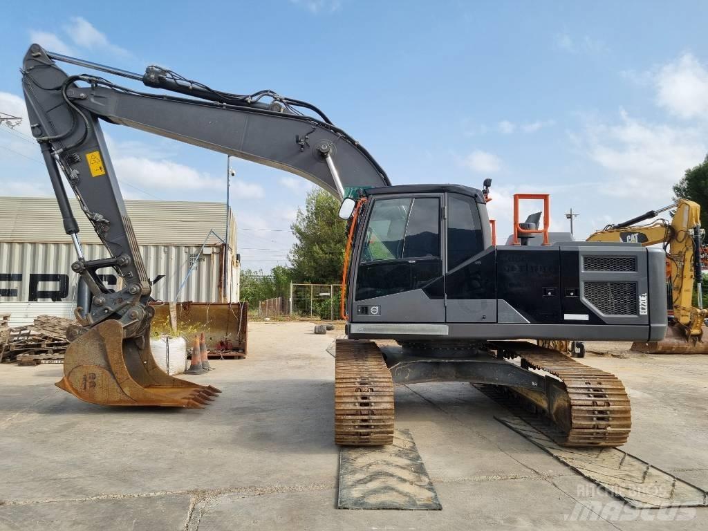 Volvo EC220EL Koparki gąsienicowe