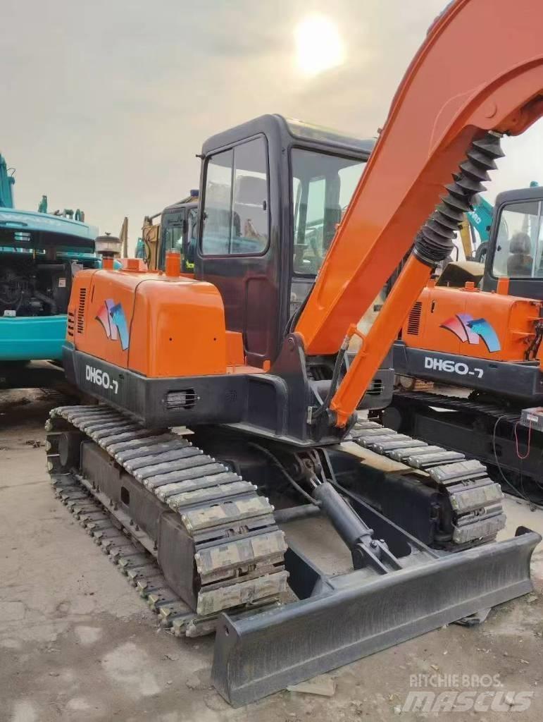 Doosan 55 Koparki gąsienicowe