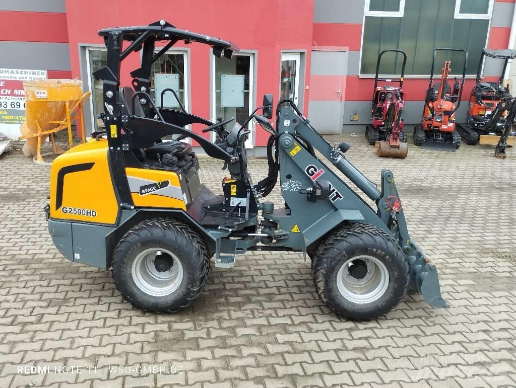 GiANT G2500 HD Ładowacze i koparki czołowe