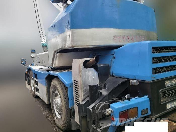 Tadano TR 250 M-6 Żurawie terenowe