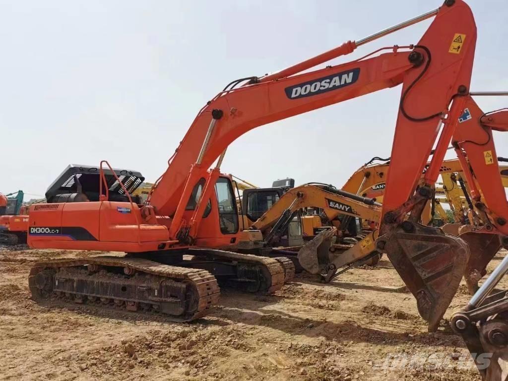 Doosan DH300LC-7 Koparki gąsienicowe