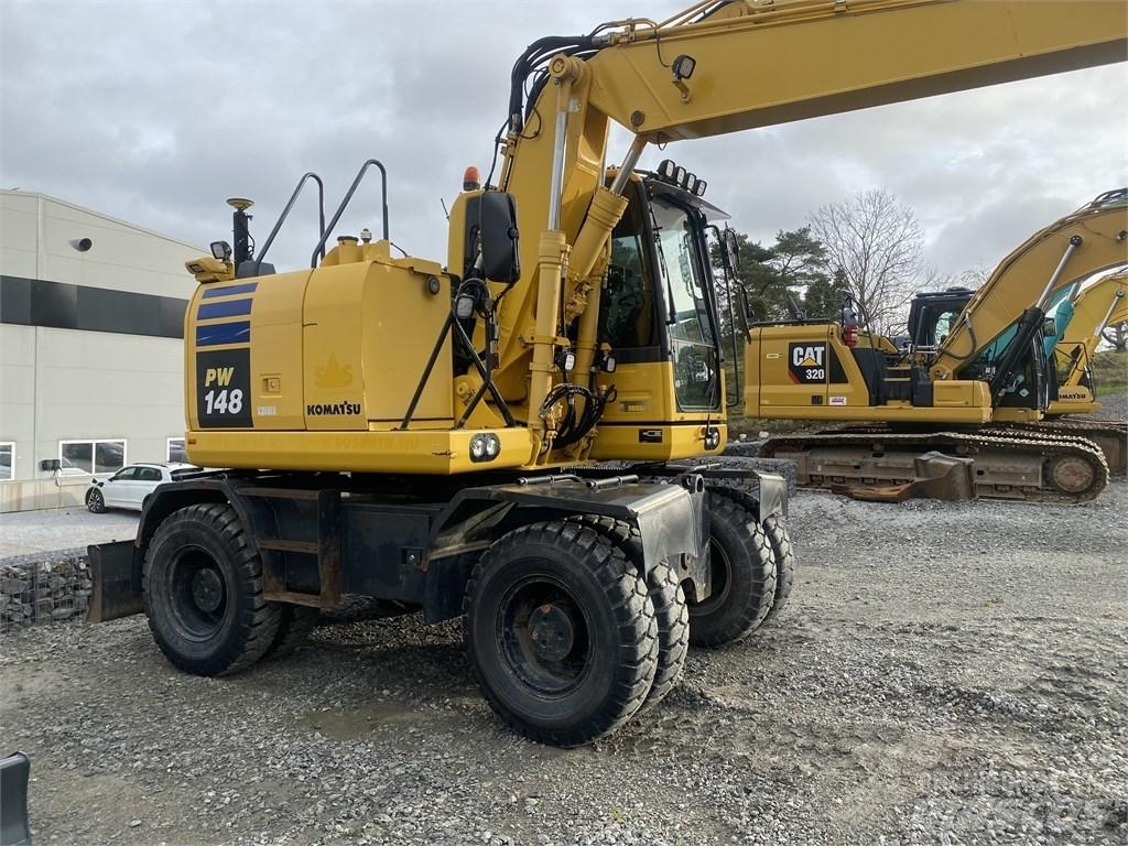 Komatsu PW148-10 Koparki kołowe