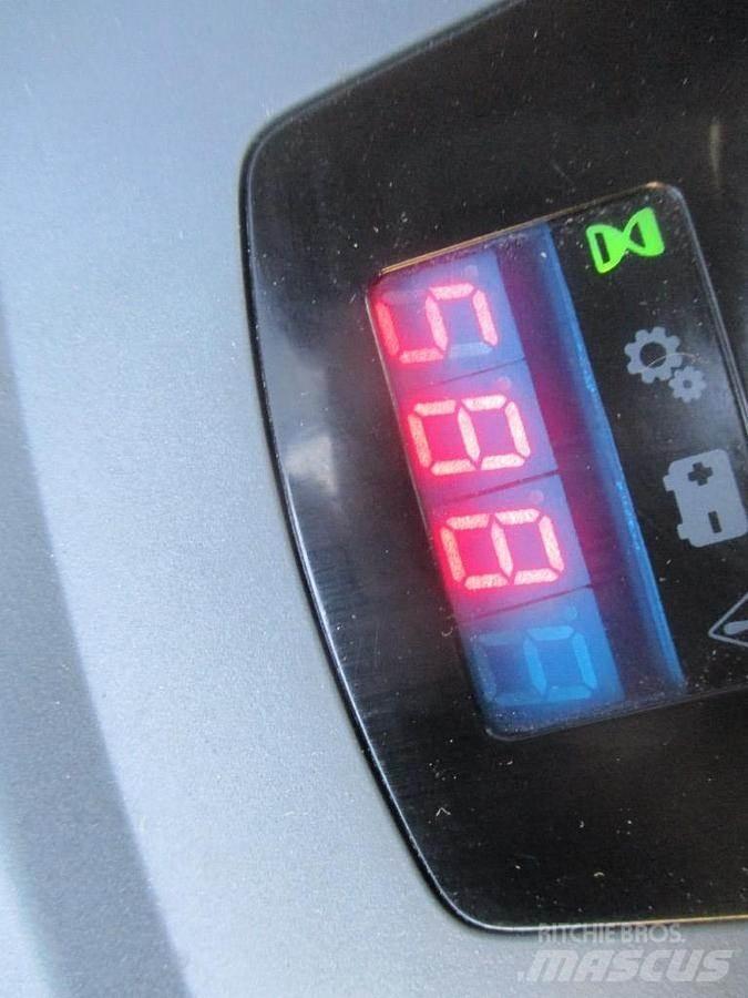 Toyota LPE 250 Wózki widłowe unoszące