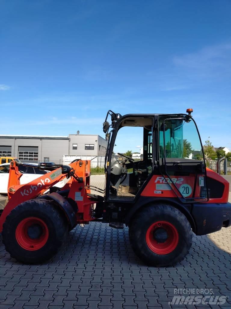 Kubota R 082 Ładowarki kołowe