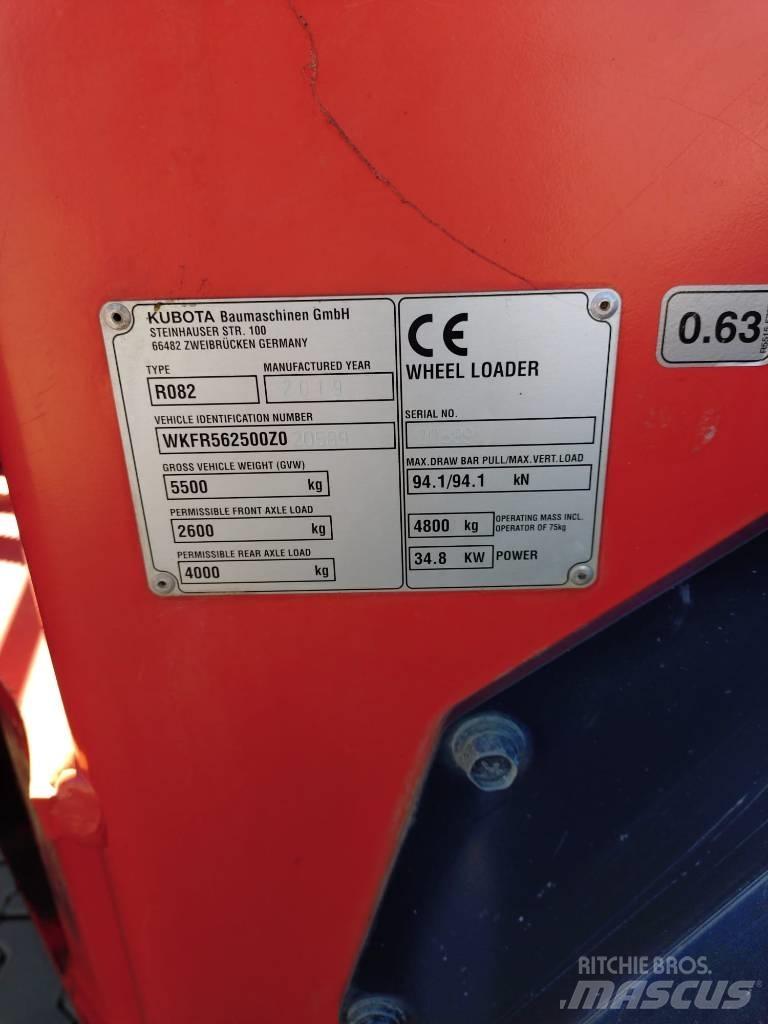 Kubota R 082 Ładowarki kołowe