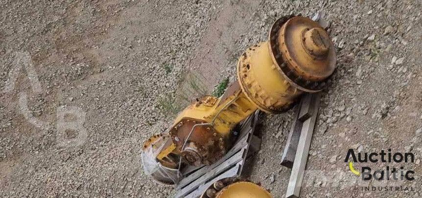 Volvo L 180 E Mosty, wały i osie