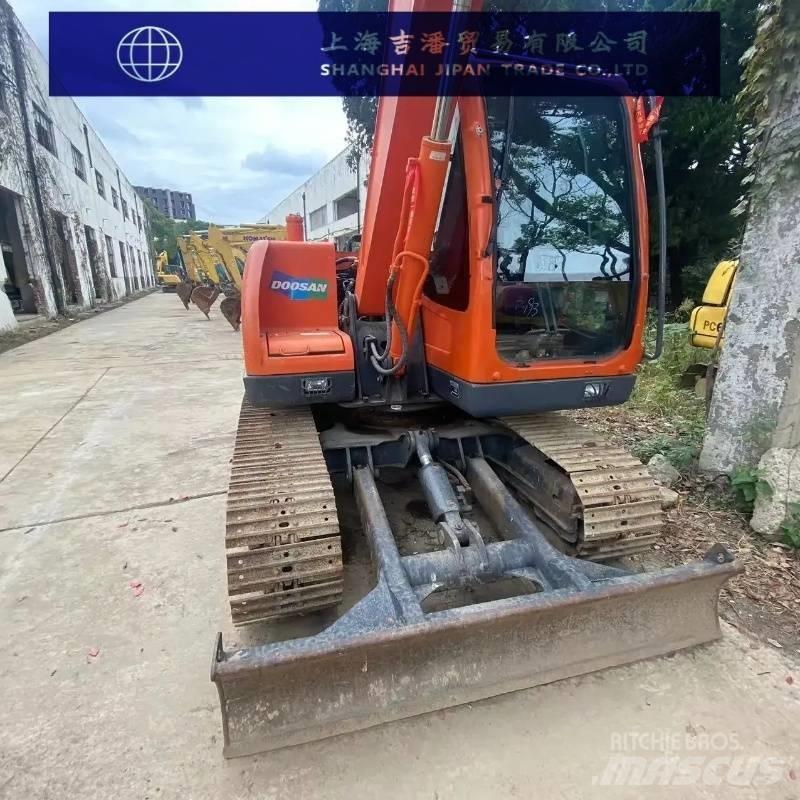 Doosan DX 75-9 C Minikoparki