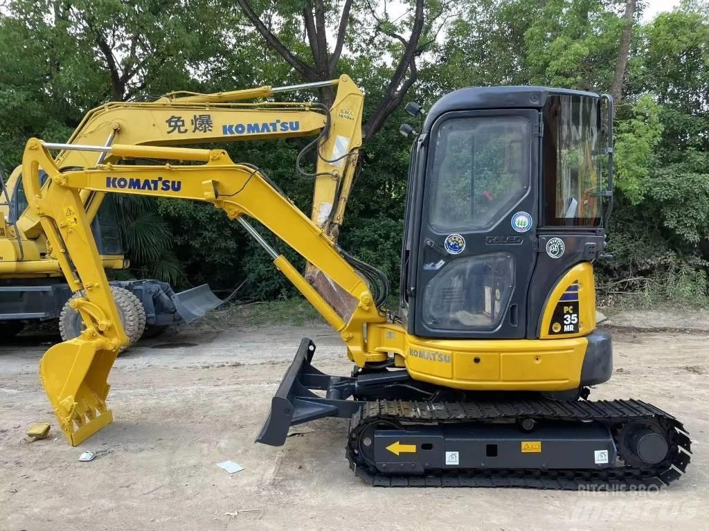 Komatsu PC 35 Minikoparki