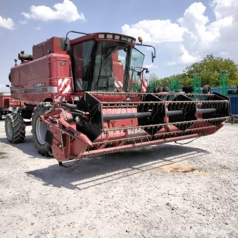 Case IH 2366E Kombajny zbożowe