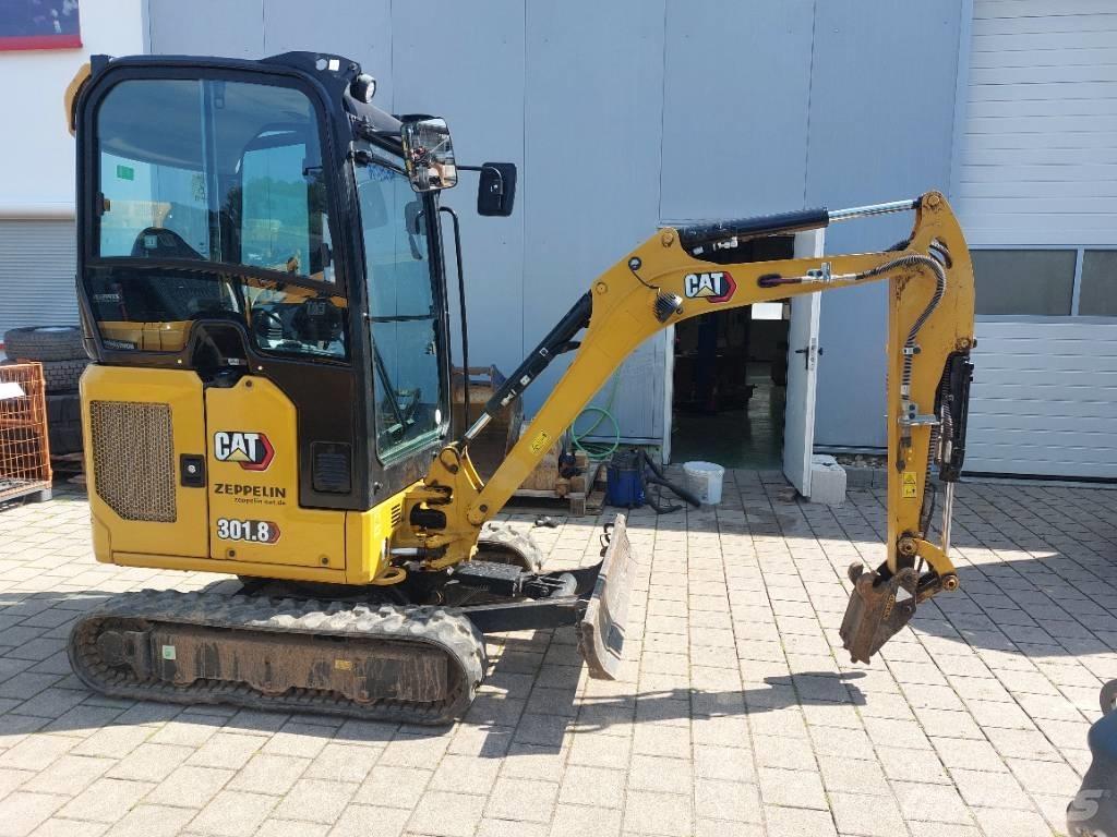 CAT 301.8 Minikoparki