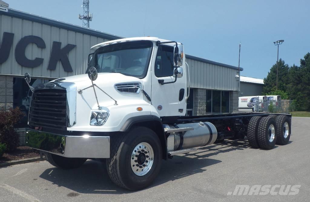 Freightliner 114 SD Pojazdy pod zabudowę