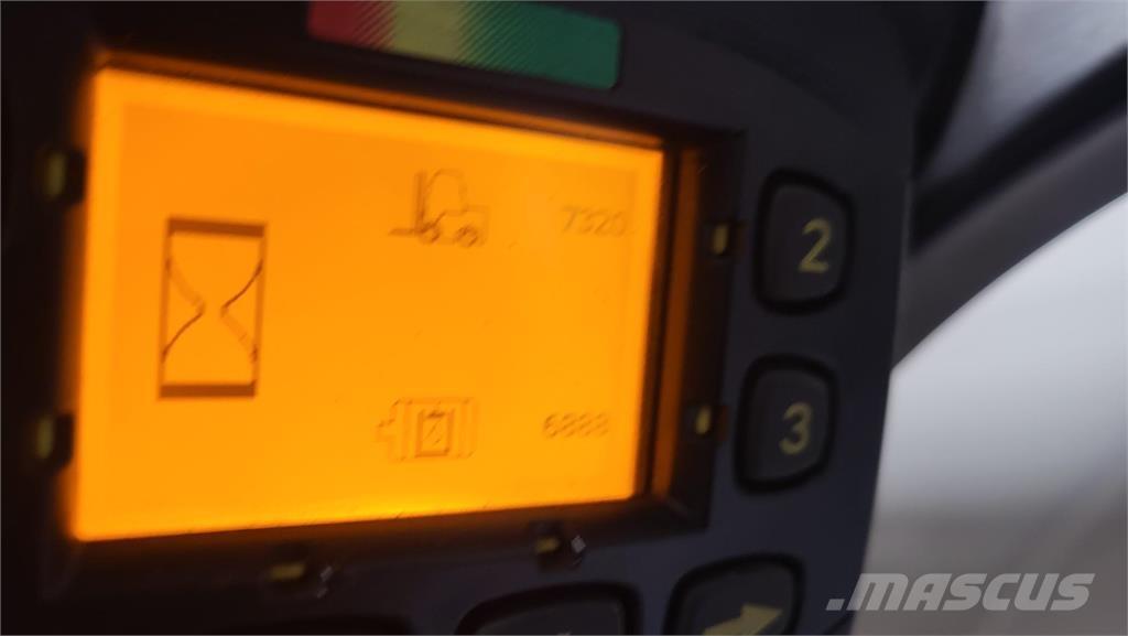 Yale ERC30VG 2018 Wózki elektryczne