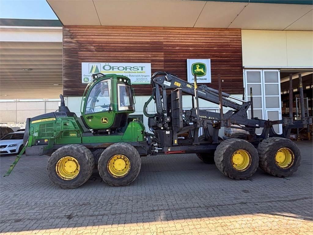 John Deere 1210 G Forwardery