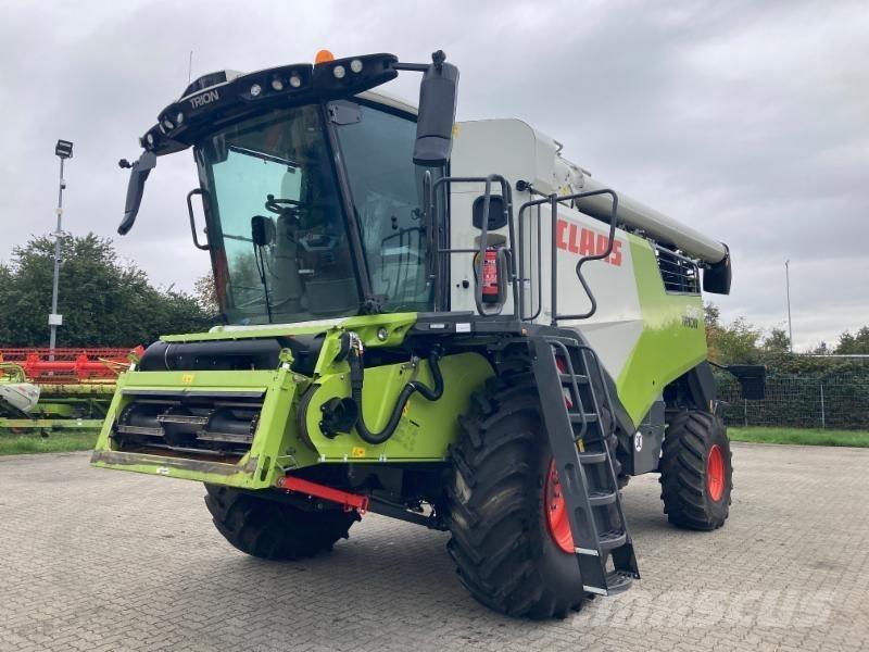 CLAAS TRION 640 Kombajny zbożowe