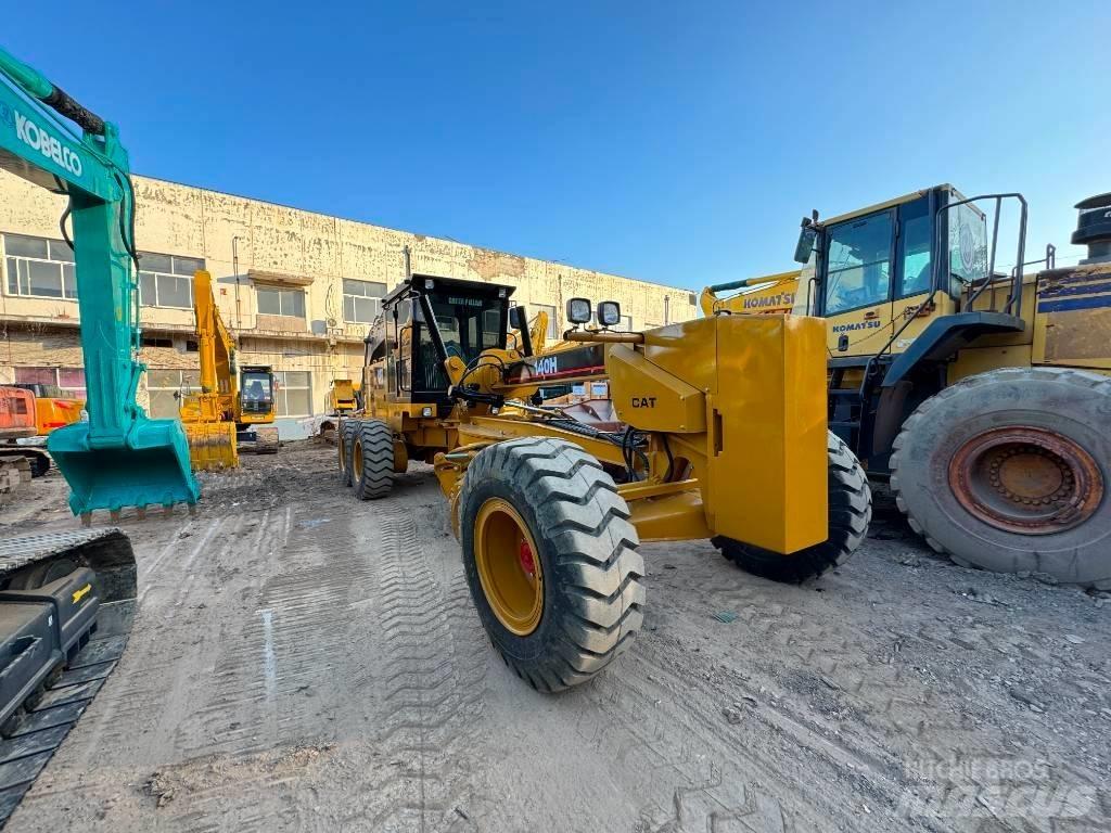 CAT 140 H Równiarki