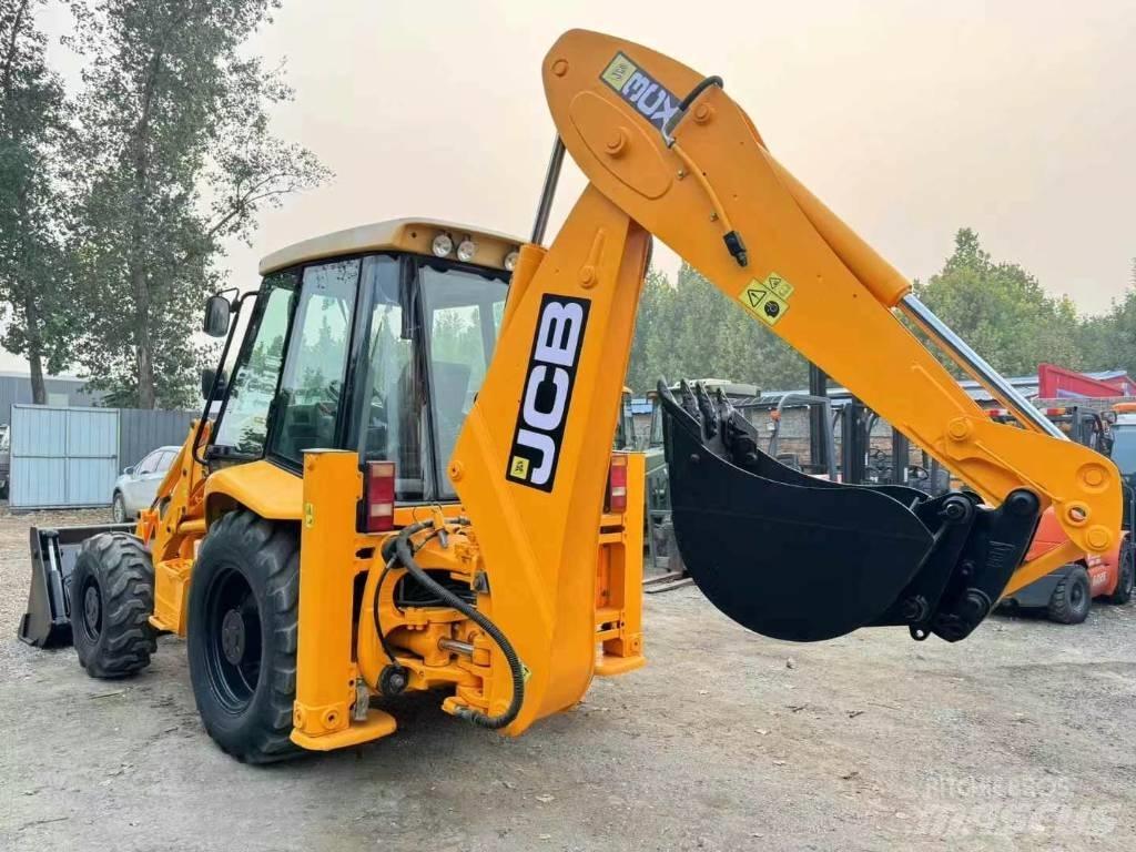 JCB 3 CX Koparko-ładowarki