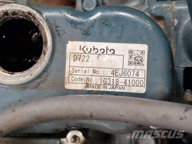 Kubota D722 Silniki