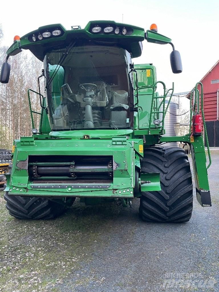 John Deere T 560 i Kombajny zbożowe