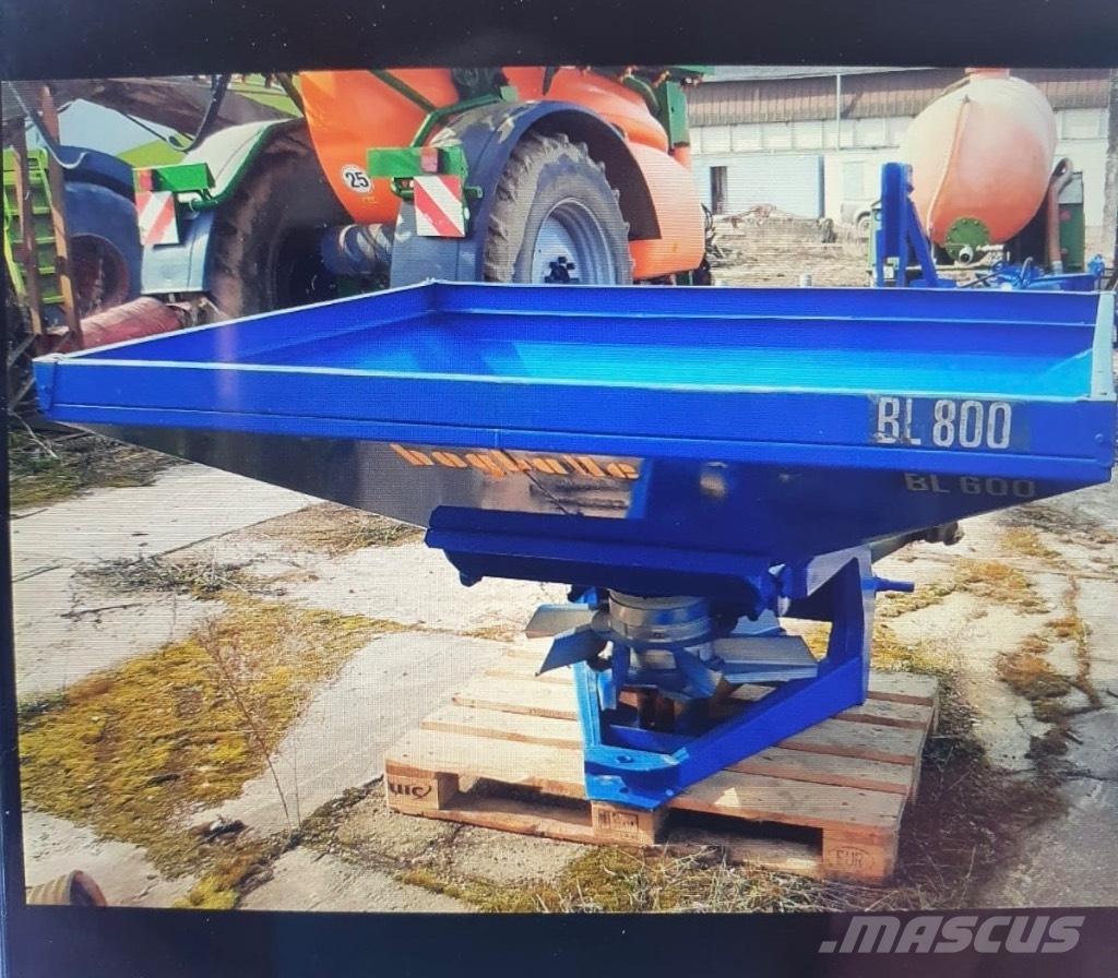 Bogballe 800 Rozrzutnik nawozów mineralnych
