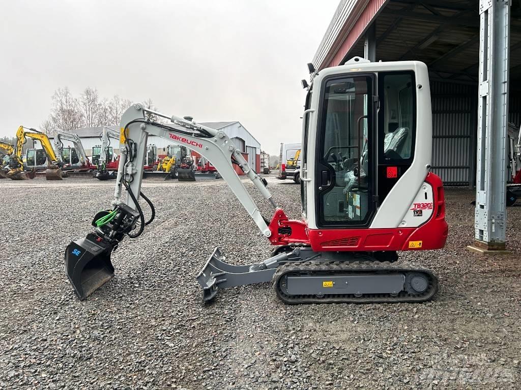 Takeuchi TB320 Minikoparki