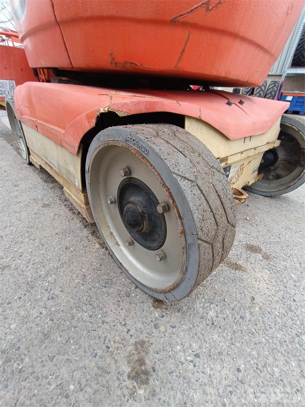 JLG T10E Inne podnośniki
