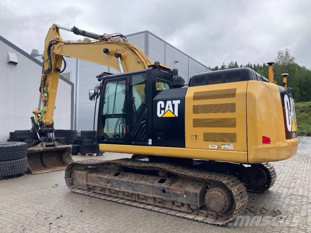CAT 326 F L Koparki gąsienicowe