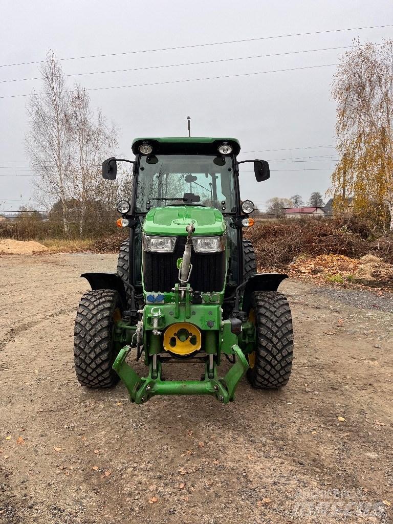 John Deere 5105 GF Ciągniki rolnicze