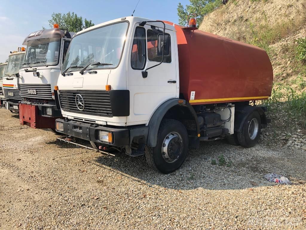 Mercedes-Benz 1414 Zamiatarki - Zgarniarki - Odśnieżarki