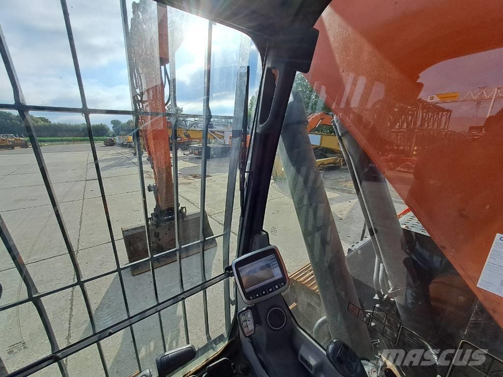 Doosan DX235LCR-5 Koparki gąsienicowe