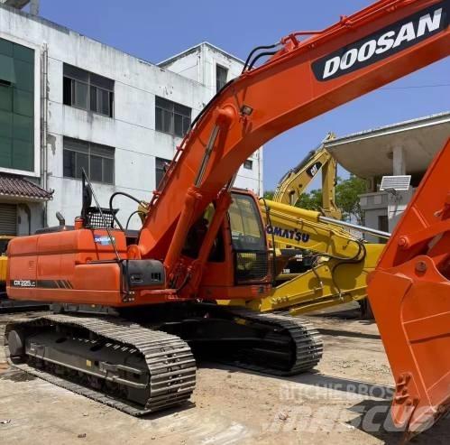 Doosan DX225LC Koparki gąsienicowe