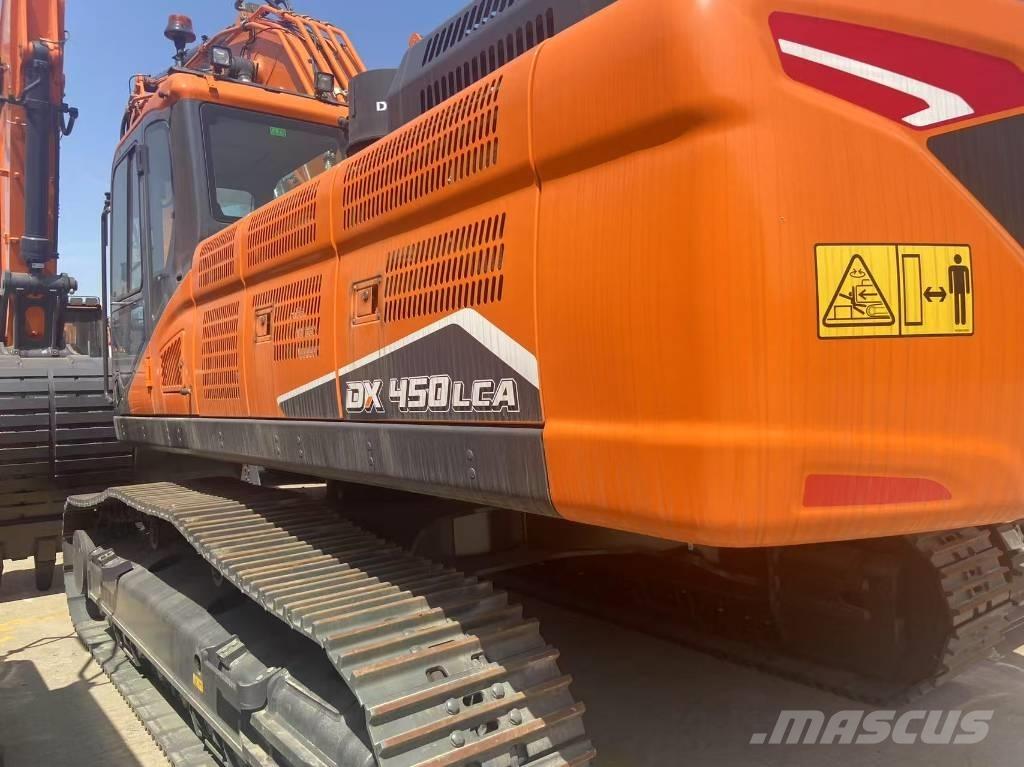 Develon DX 450 Koparki gąsienicowe