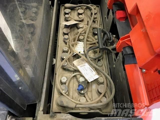 Toyota SWE 120 L Wózki widłowe unoszące z dyszlem