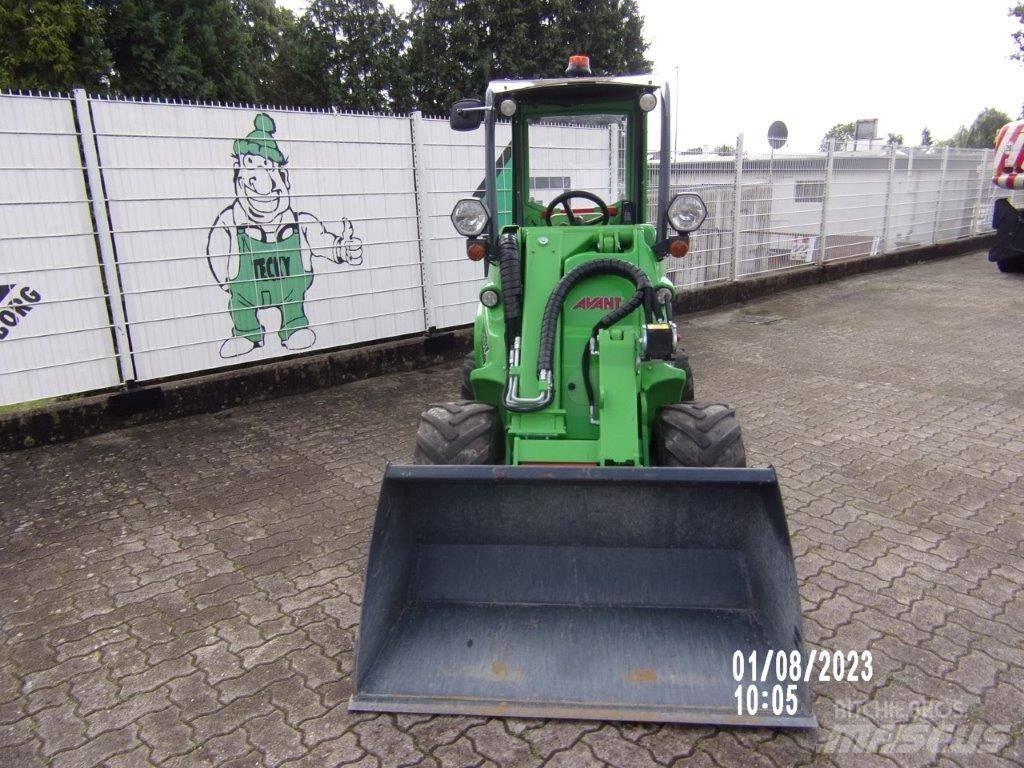 Avant 530 Miniładowarki