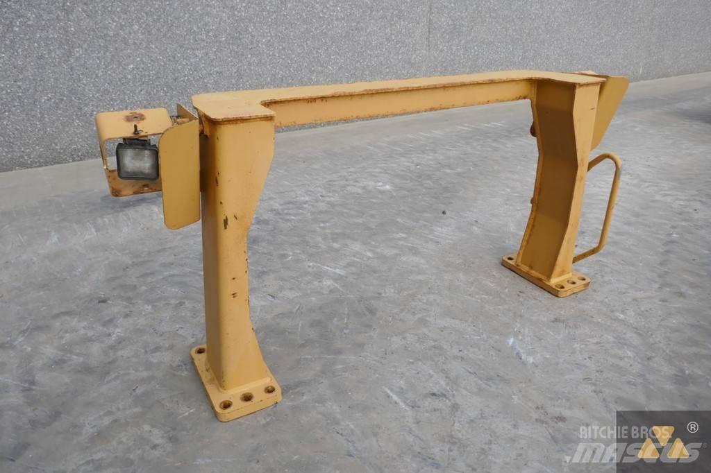 CAT 208-8705 Kabiny i wnętrze