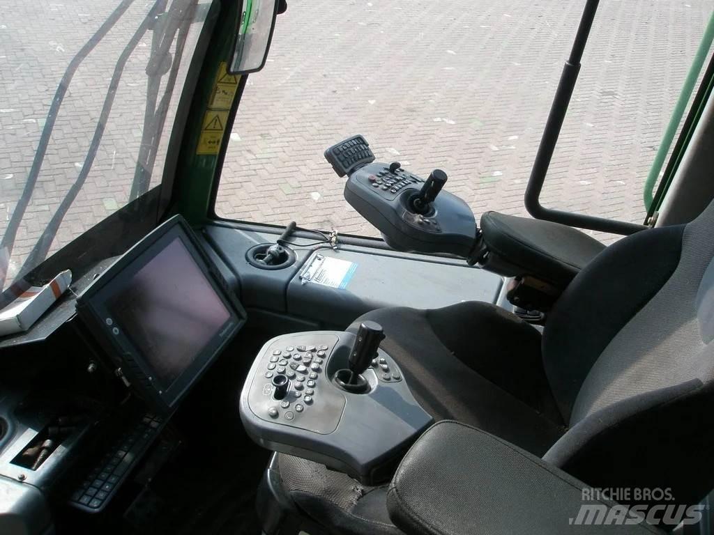 John Deere 1270E Harwestery