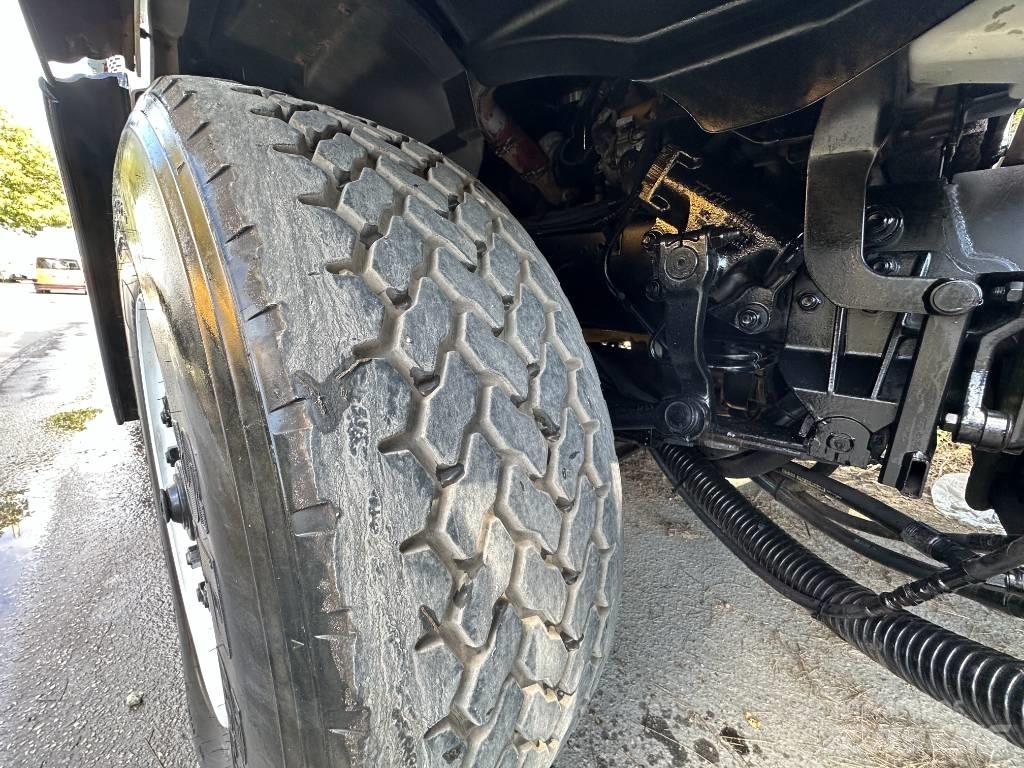 Sterling L 7500 Kombi / koparki ssące