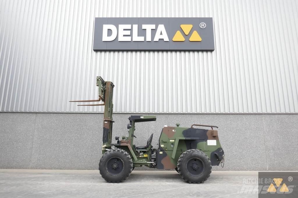 CASE M4K Ex-army Wózki widłowe terenowe