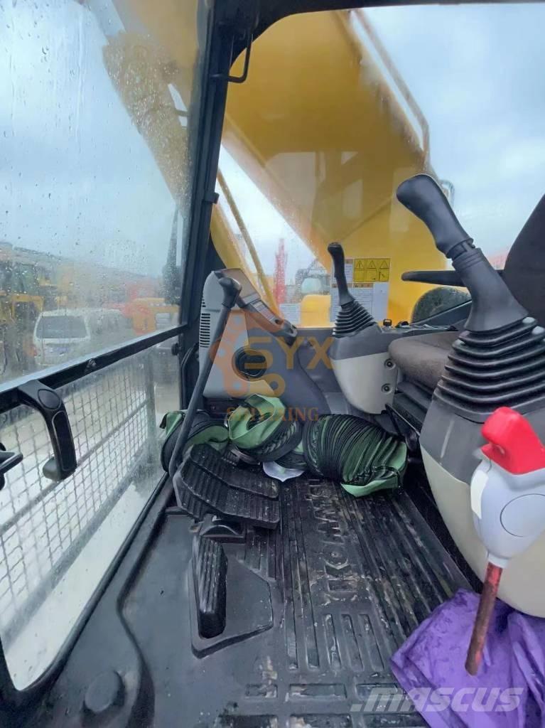 Komatsu PC 220-8 Koparki gąsienicowe