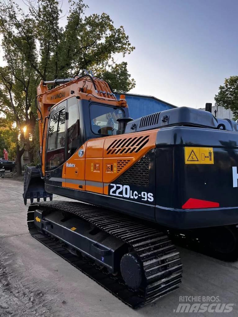 Hyundai 220LC-9S Koparki gąsienicowe