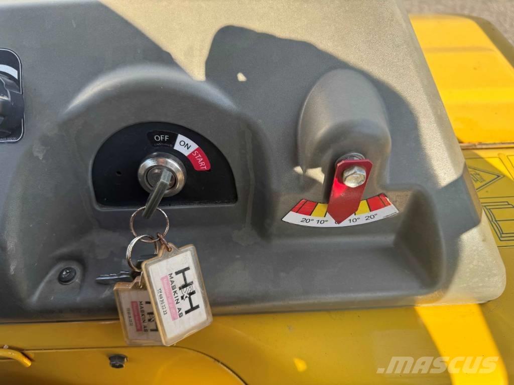 Yanmar C30R-3TV Wozidła gąsienicowe