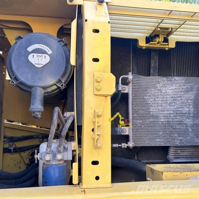 Komatsu PC 200-8 Koparki gąsienicowe