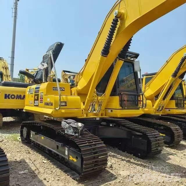 Komatsu PC 200-8 Midikoparki  7t - 12t