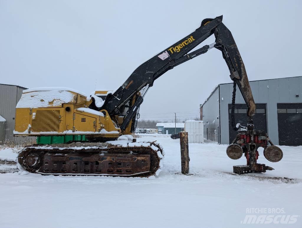 Tigercat 855D Harwestery
